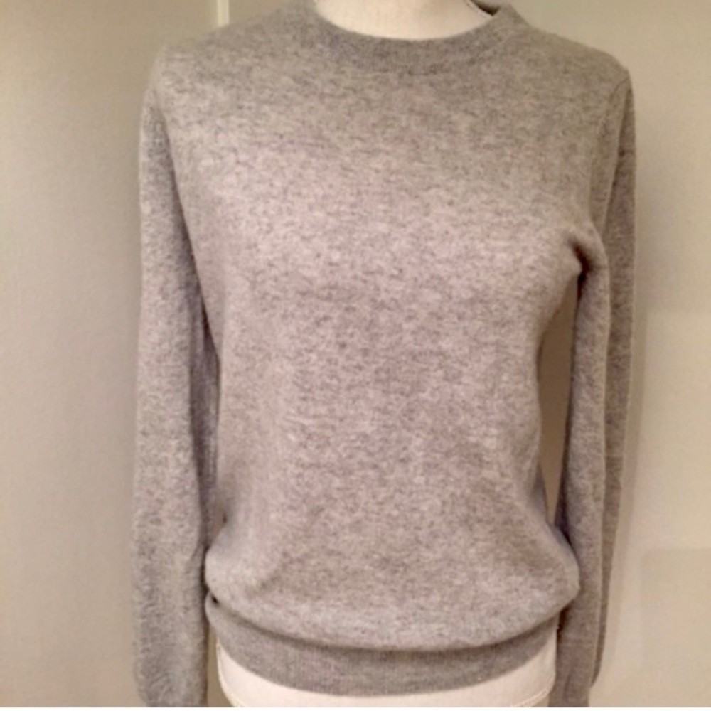 Heather Gray Everlane Cashmere Sweater